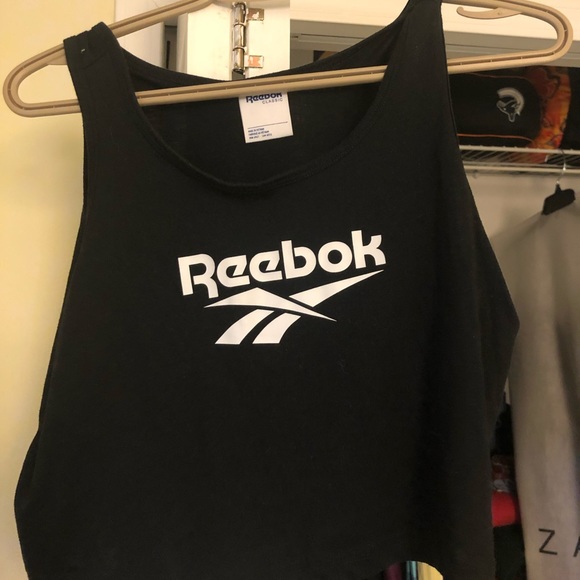 Reebok Tops - Reebok crop top